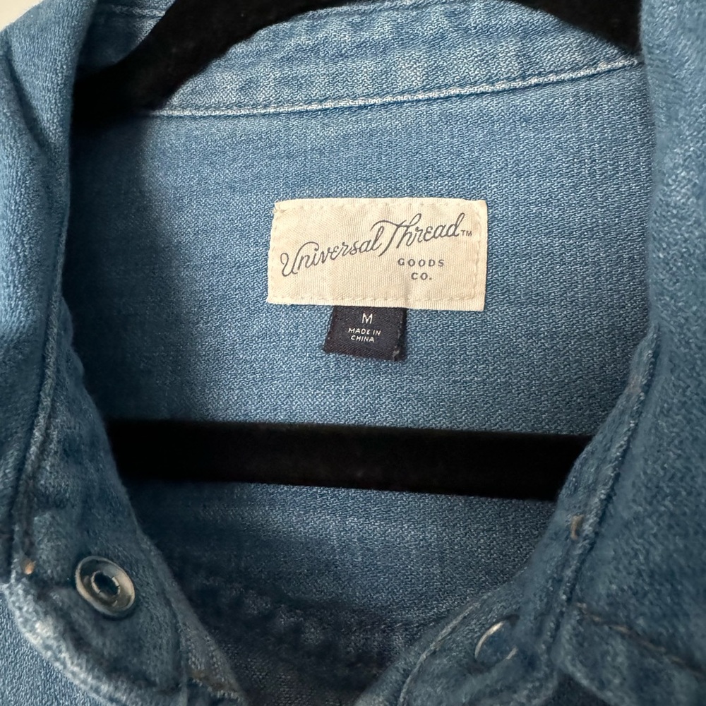 Universal Thread Button Up - Picture 3 of 3